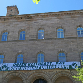 Abstiegskampf am Rathaus