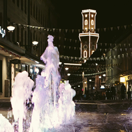 Wasserlichtspiele in der Fußgängerzone